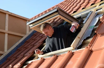Pose de fenêtres de toit Velux à Boyaval